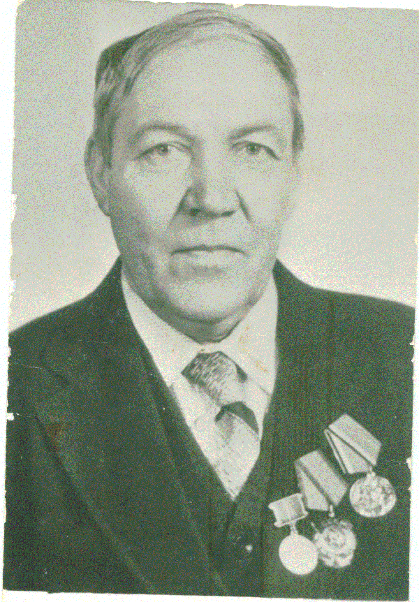 Астахов Владимир Акимович